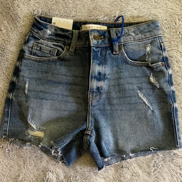 Eunina Eve High Rise Cut off Shortie - Picture 1 of 2